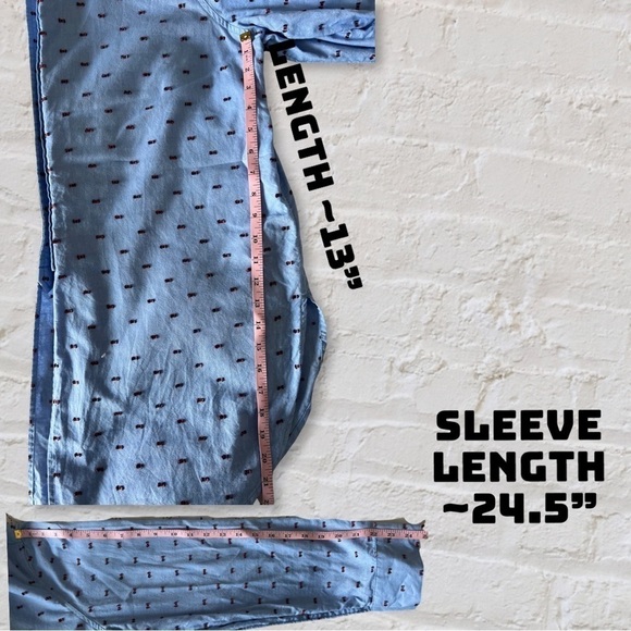 Gap XL blue button down with textured pattern. Curved hem, long sleeves - Picture 6 of 8